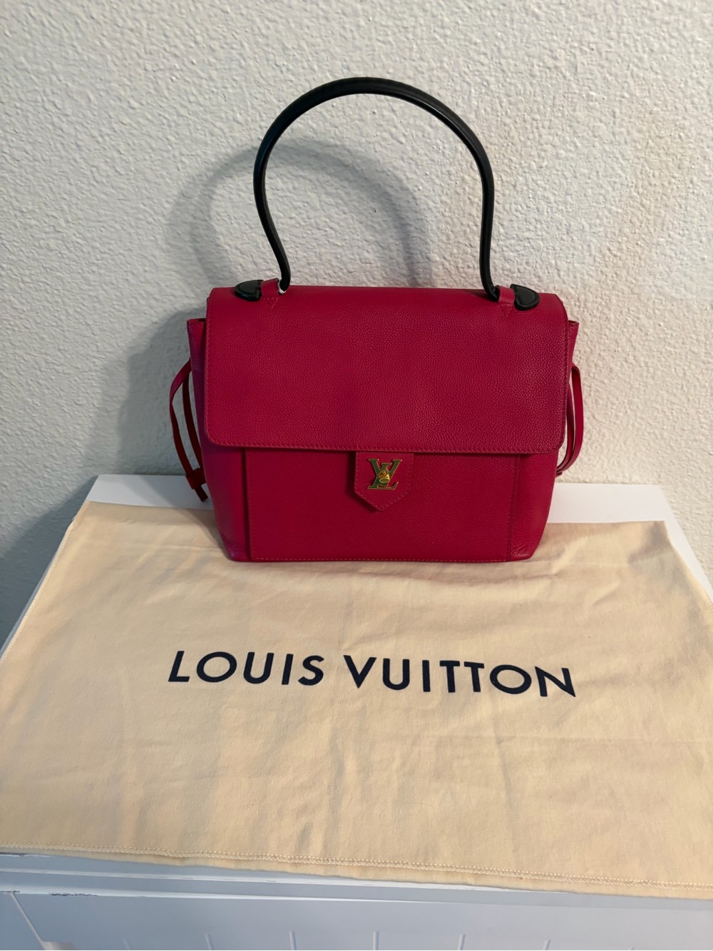 Louis Vuitton Fuchsia Top-Handle Satchel with Black Handle - Picture 2 of 14